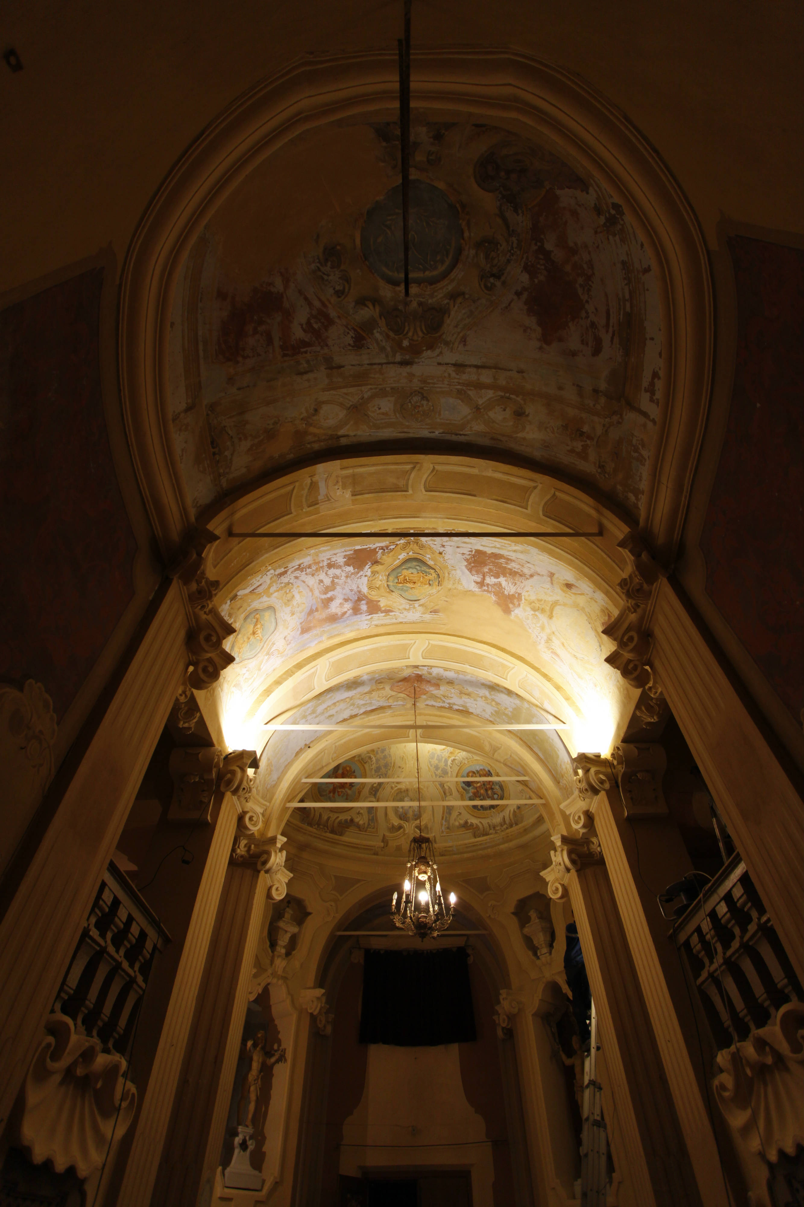 ITON SRL esegue interventi di ristrutturazione post sismica e restauro all'oratorio di Lentigione (RE).